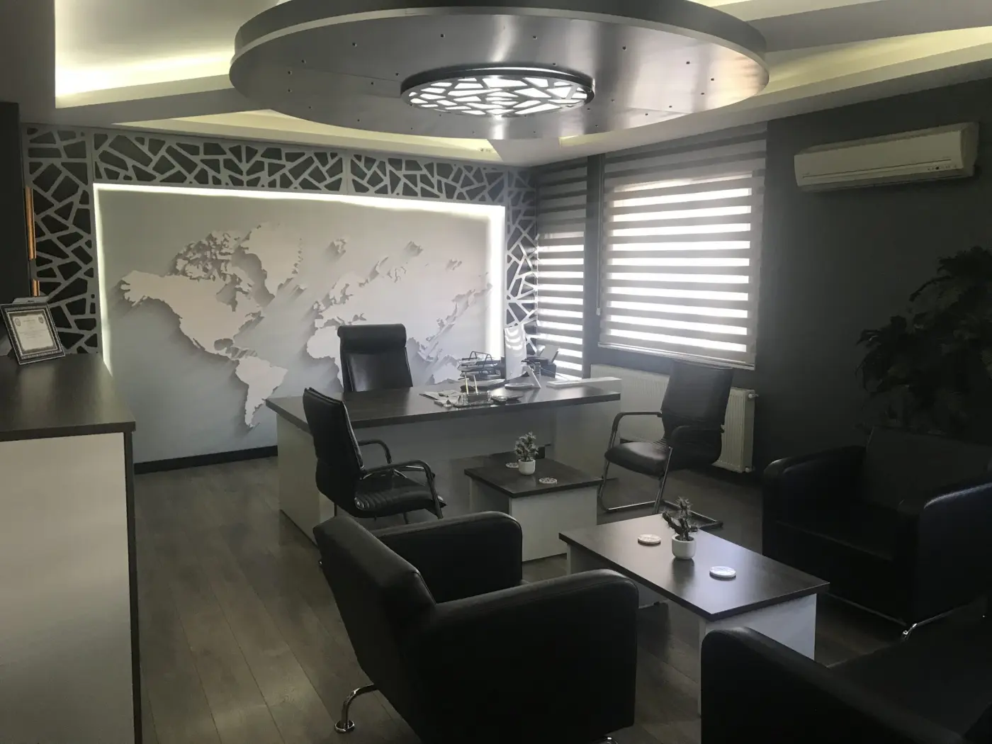 Gök Hukuk Bürosu çalışma odası